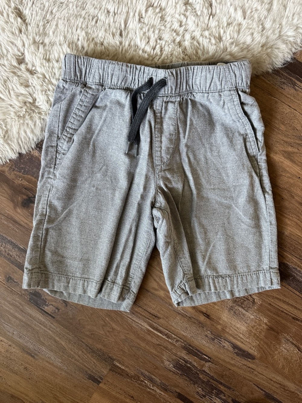 Old Navy Kids Gray Elastic Waist Drawstring Shorts